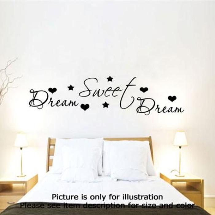 'Dream Sweet Dream'- Kids bedroom wall
